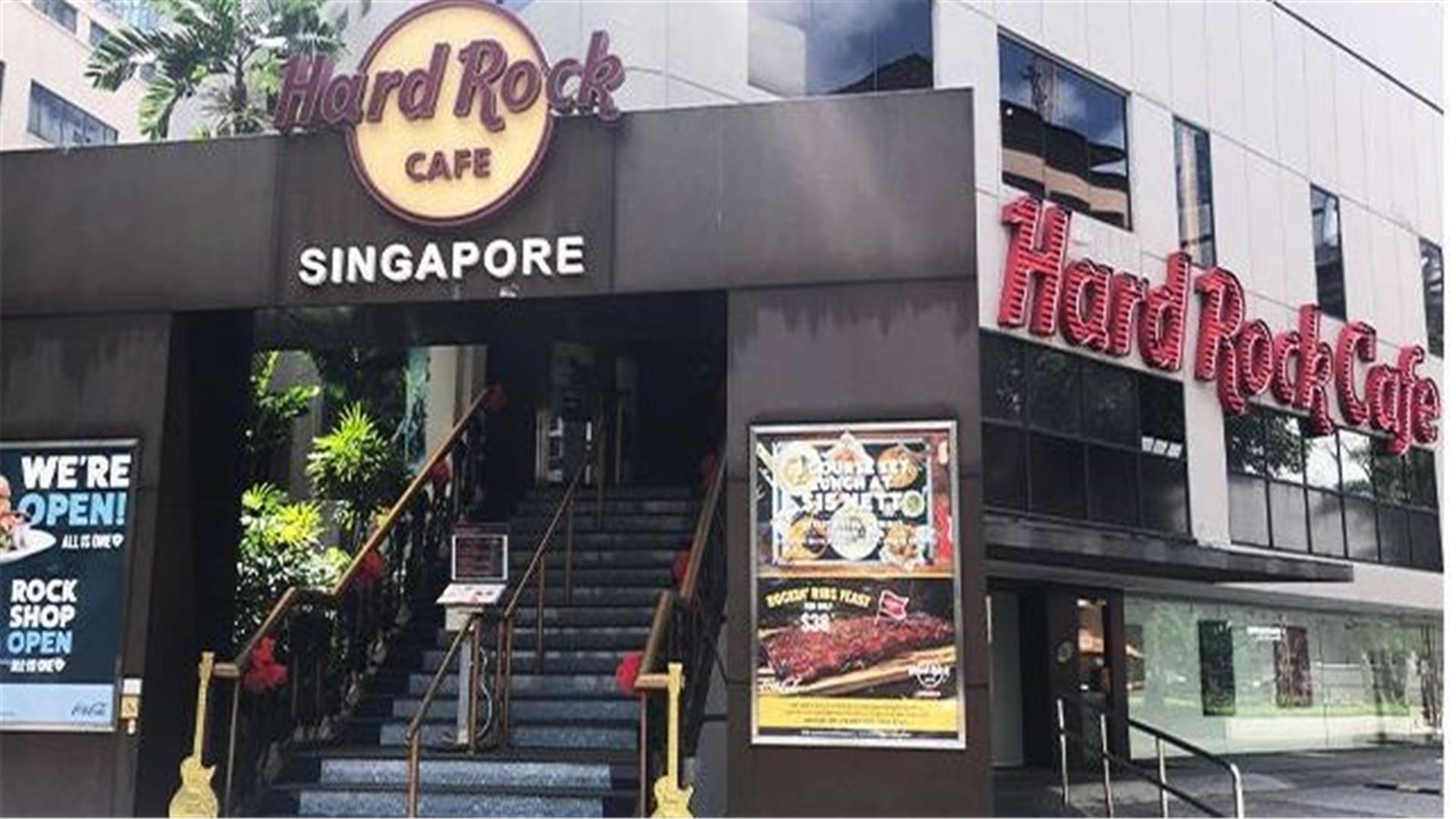 Hard Rock Cafe (50 Cuscaden Rd)